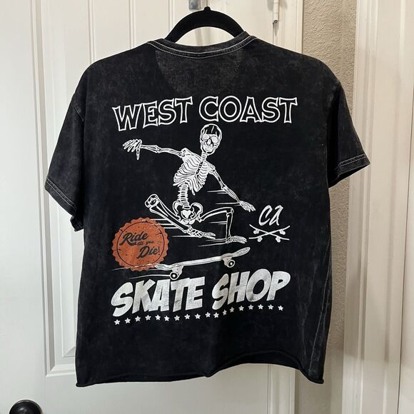 IML West Coast California Skate Shop Skeleton Riding Skateboard Graphic Tee Sz M - Picture 6 of 8